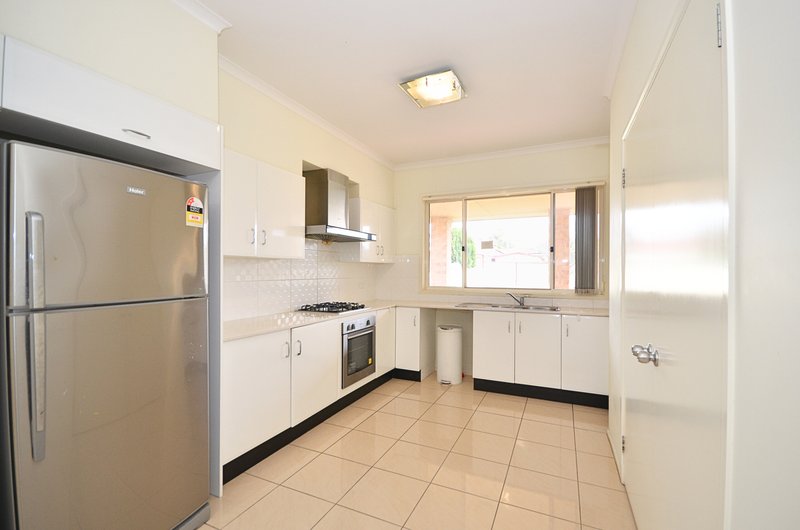 Photo - 5 Mayfield Street, Wentworthville NSW 2145 - Image 5