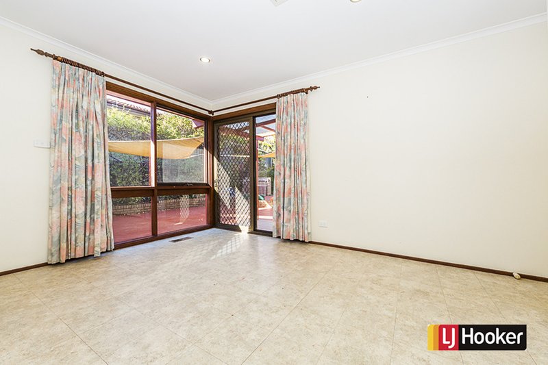 Photo - 5 Mcgill Street, Evatt ACT 2617 - Image 6