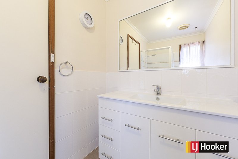 Photo - 5 Mcgill Street, Evatt ACT 2617 - Image 8