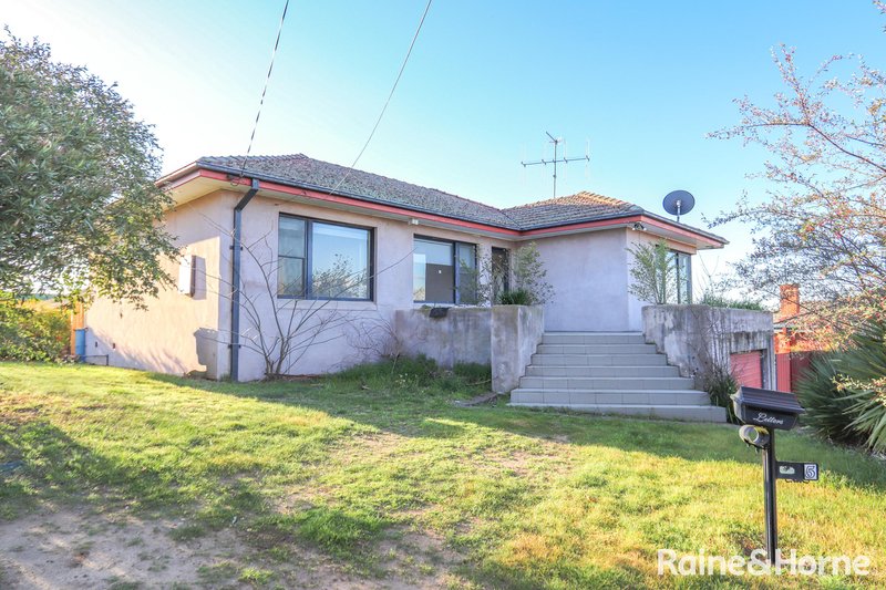 Photo - 5 Mckell Street, Bathurst NSW 2795 - Image 1