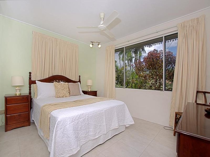 Photo - 5 Mclauchlan Crescent, Kelso QLD 4815 - Image 3