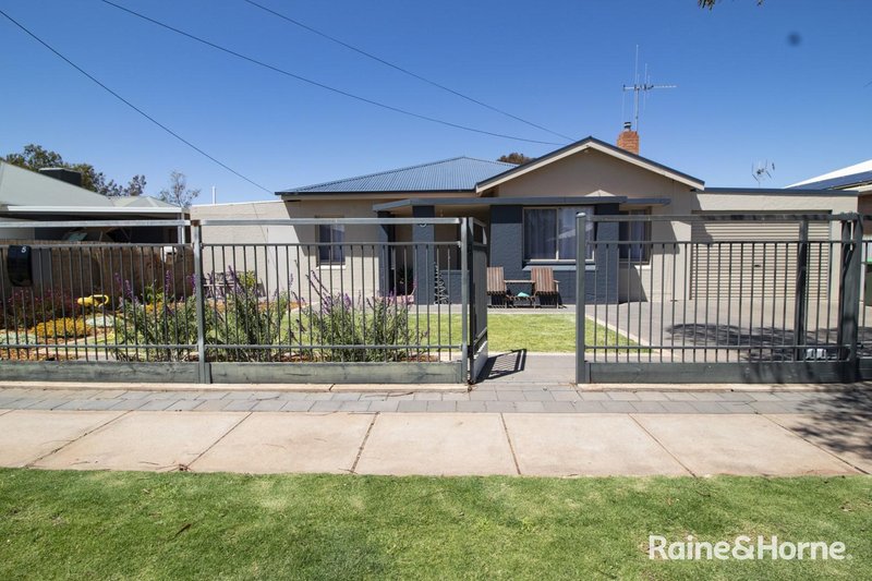 Photo - 5 Mcleay Street, Port Augusta SA 5700 - Image 2