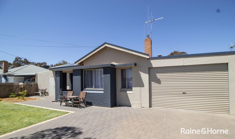 Photo - 5 Mcleay Street, Port Augusta SA 5700 - Image 3