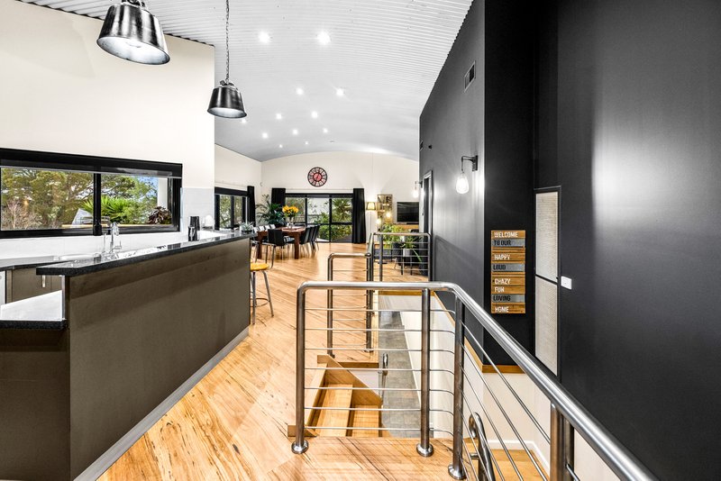 Photo - 5 Mcpherson Place, Werribee VIC 3030 - Image 7