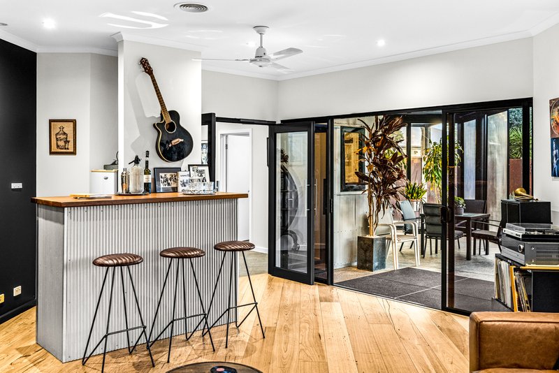 Photo - 5 Mcpherson Place, Werribee VIC 3030 - Image 15