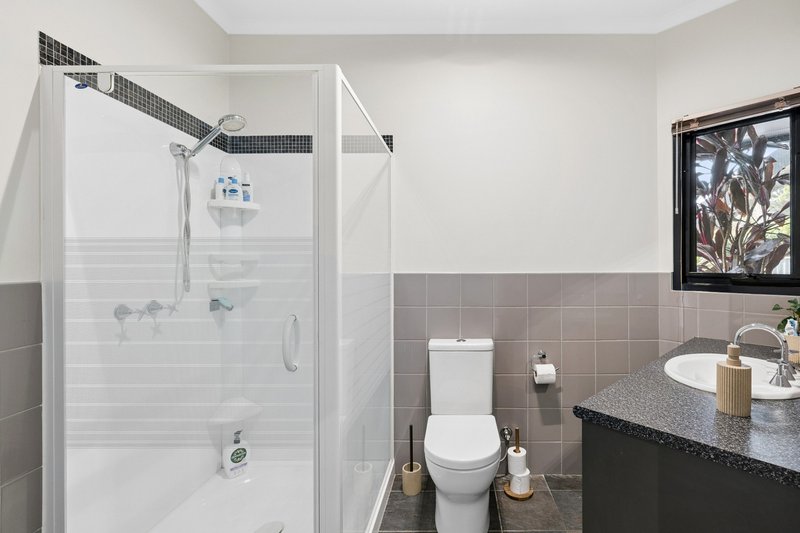 Photo - 5 Mcpherson Place, Werribee VIC 3030 - Image 21