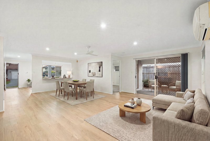 Photo - 5 Mead Place, Calamvale QLD 4116 - Image 4