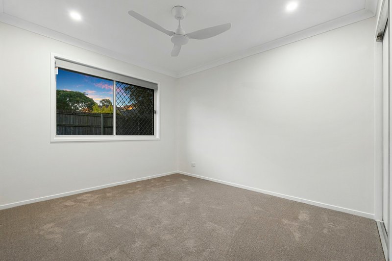 Photo - 5 Mead Place, Calamvale QLD 4116 - Image 14