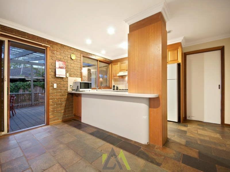 Photo - 5 Melanie Court, Langwarrin VIC 3910 - Image 4