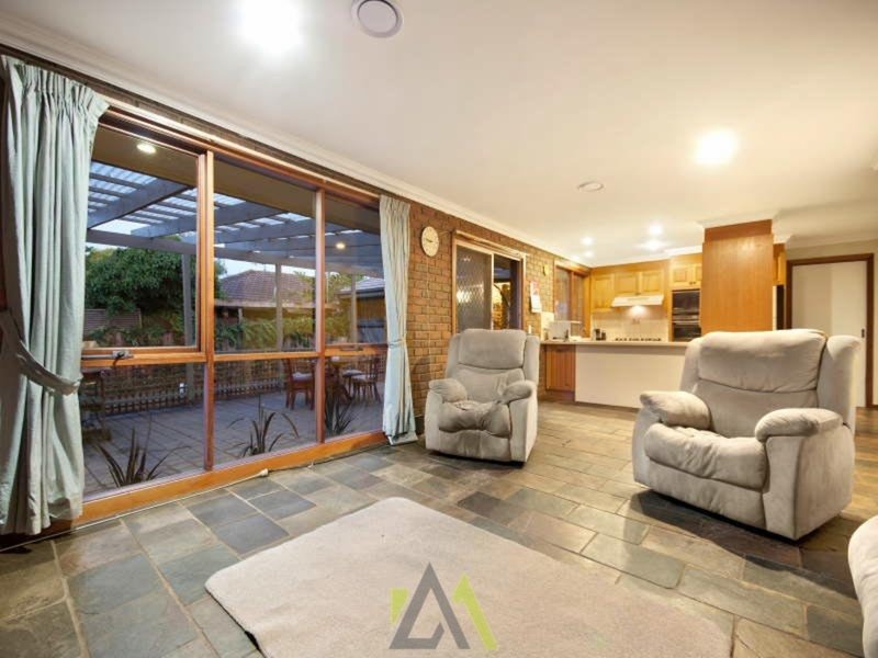 Photo - 5 Melanie Court, Langwarrin VIC 3910 - Image 11