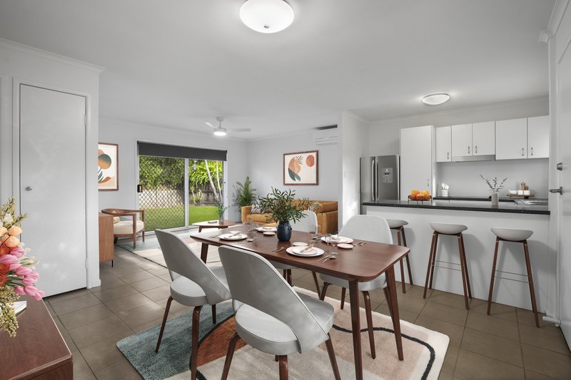 Photo - 5 Melrose Street, Eagleby QLD 4207 - Image 4
