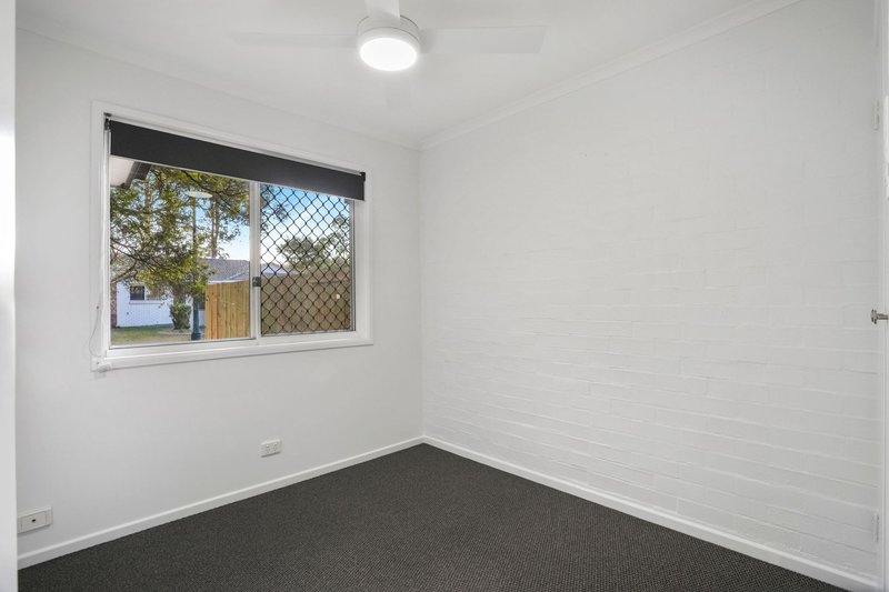 Photo - 5 Melrose Street, Eagleby QLD 4207 - Image 10