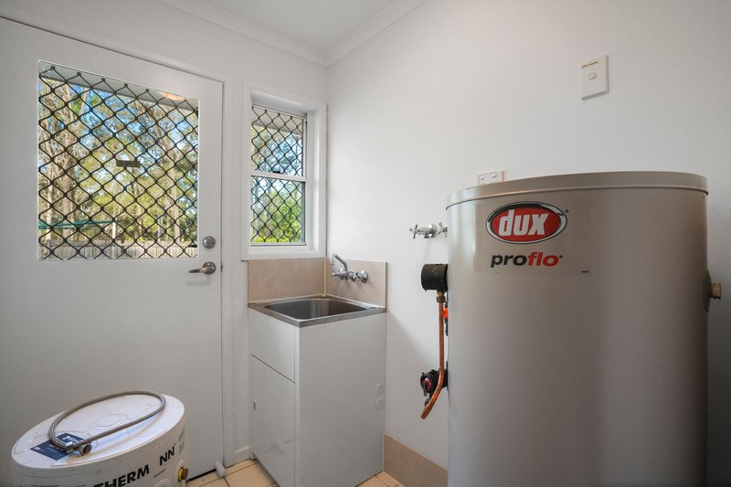Photo - 5 Melrose Street, Eagleby QLD 4207 - Image 16