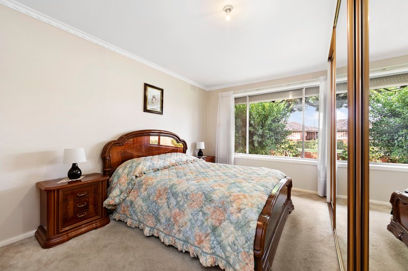 Photo - 5 Melton Crescent, Lalor VIC 3075 - Image 8