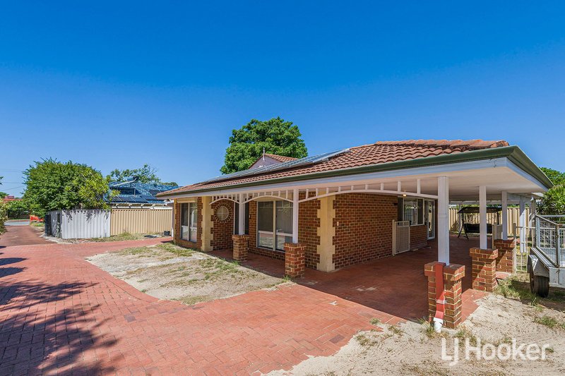 Photo - 5 Melvin Avenue, Thornlie WA 6108 - Image 3