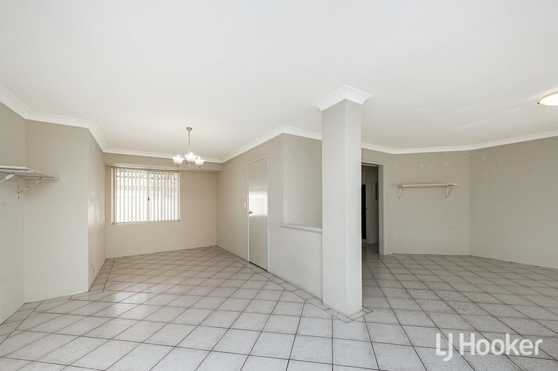 Photo - 5 Melvin Avenue, Thornlie WA 6108 - Image 9