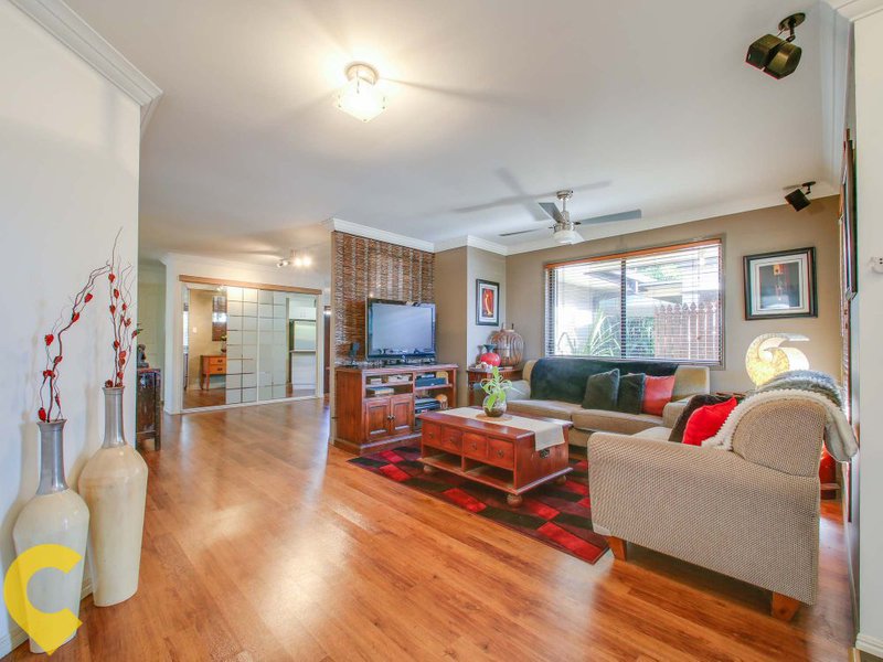 Photo - 5 Menzies Court, Morayfield QLD 4506 - Image 10