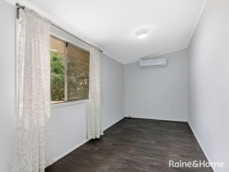 Photo - 5 Meredith Lane, Ipswich QLD 4305 - Image 6