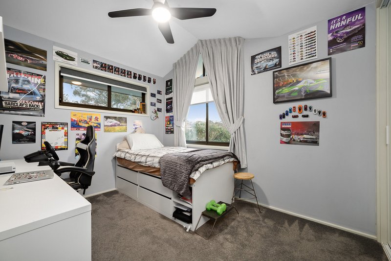 Photo - 5 Merfield Place, Giralang ACT 2617 - Image 11