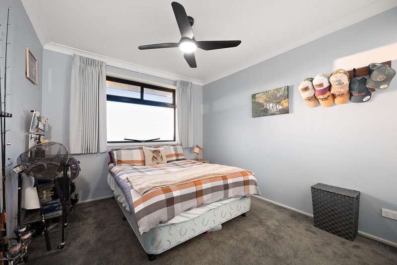 Photo - 5 Merfield Place, Giralang ACT 2617 - Image 13