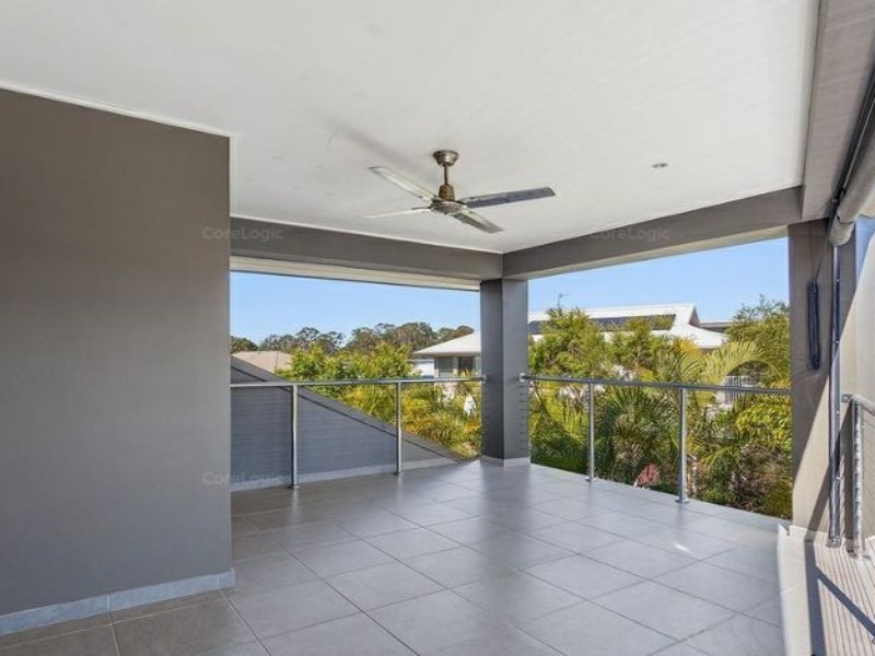 Photo - 5 Meridien Avenue, Varsity Lakes QLD 4227 - Image 8