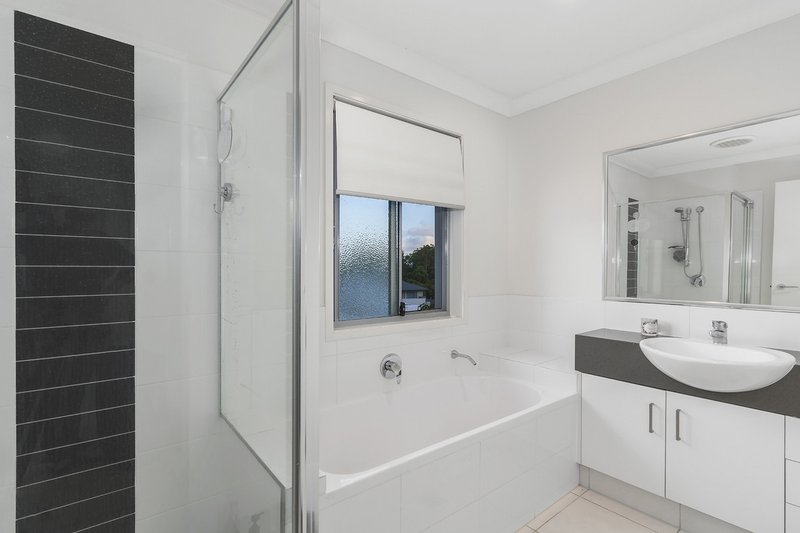 Photo - 5 Mersey Street, Upper Coomera QLD 4209 - Image 10