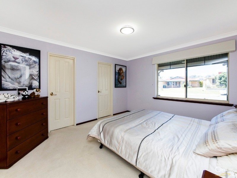 Photo - 5 Mersin Drive, Mindarie WA 6030 - Image 5