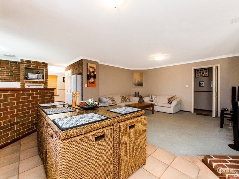 Photo - 5 Mersin Drive, Mindarie WA 6030 - Image 18