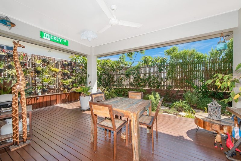 Photo - 5 Mesa Circuit, Cosgrove QLD 4818 - Image 2