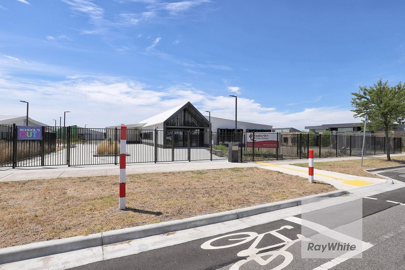 Photo - 5 Mezzo Walk, Greenvale VIC 3059 - Image 13