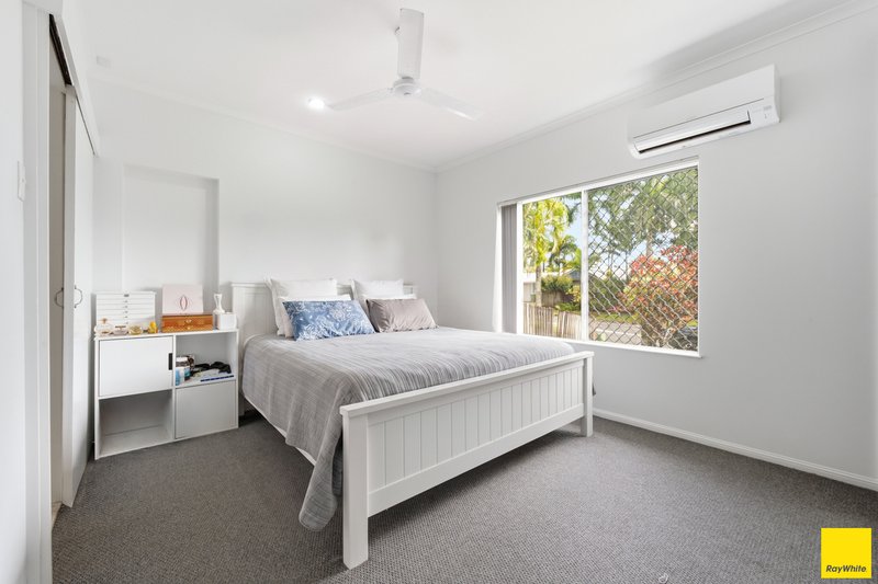 Photo - 5 Michaelangelo Drive, Redlynch QLD 4870 - Image 5