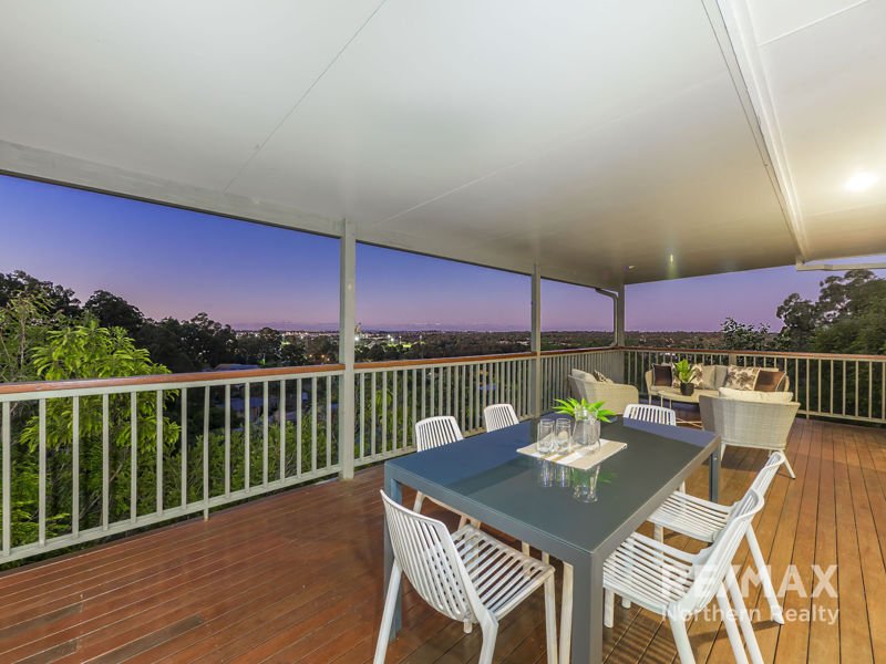 Photo - 5 Midas Street, Eatons Hill QLD 4037 - Image 3