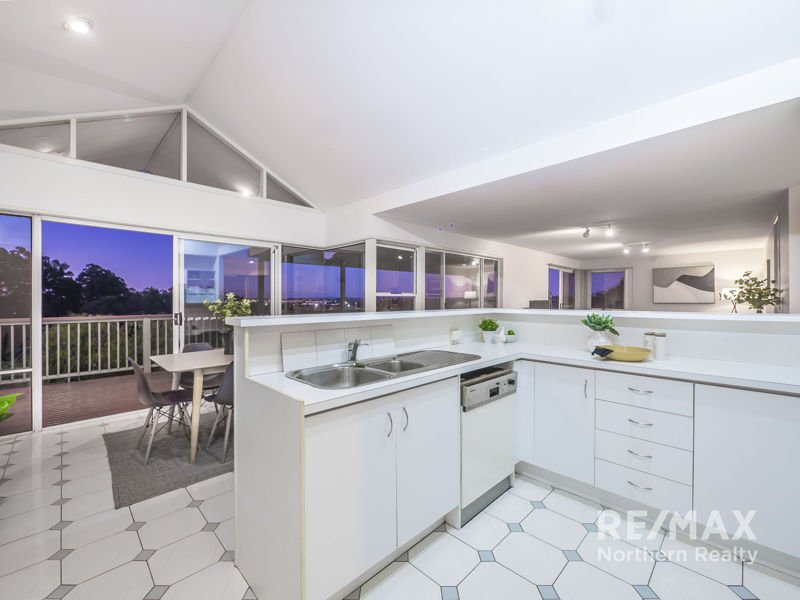 Photo - 5 Midas Street, Eatons Hill QLD 4037 - Image 10