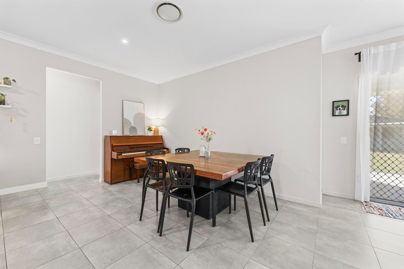 Photo - 5 Mildura Court, Burpengary QLD 4505 - Image 8