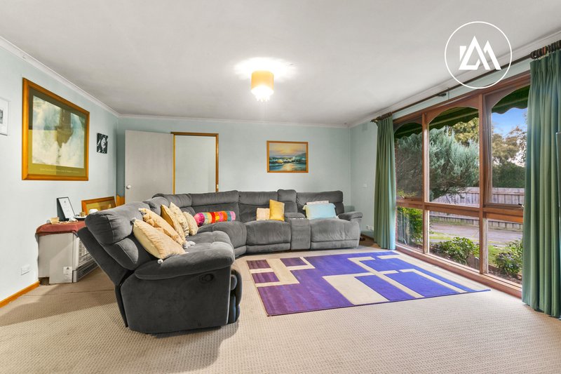 Photo - 5 Milina Court, Frankston VIC 3199 - Image 7