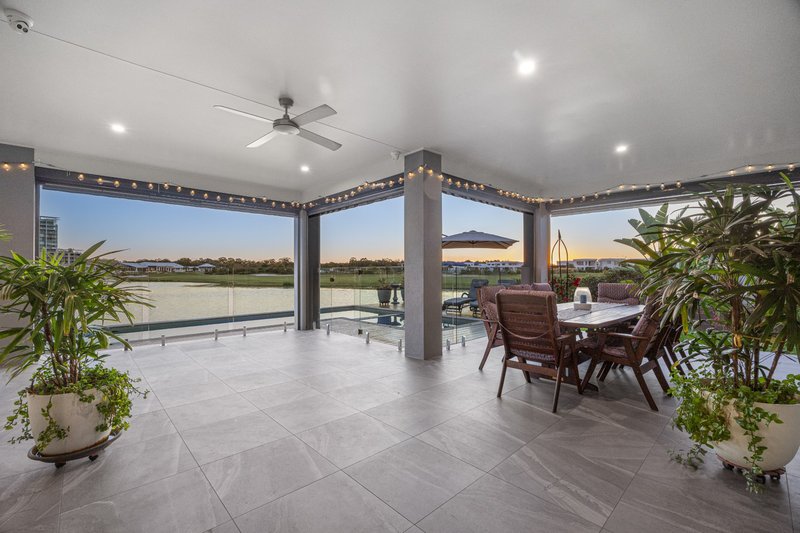 Photo - 5 Millennium Circuit, Pelican Waters QLD 4551 - Image 11