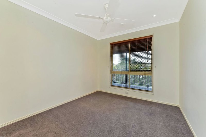 Photo - 5 Millwood Court, Ferny Hills QLD 4055 - Image 15