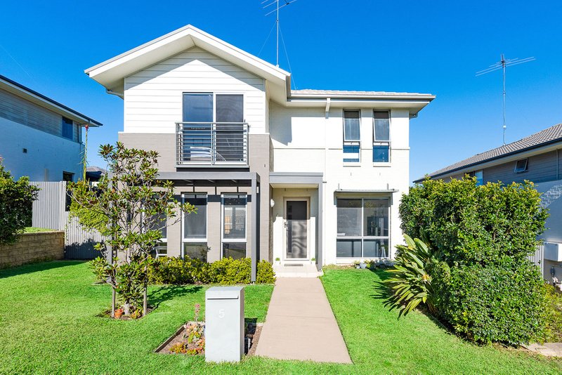 5 Mindona Street, Leumeah NSW 2560