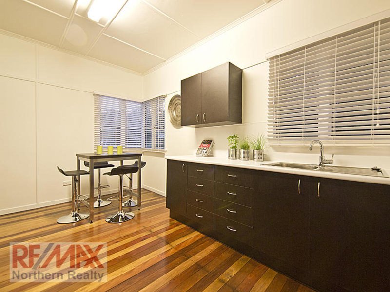 Photo - 5 Minore St , Chermside QLD 4032 - Image 6