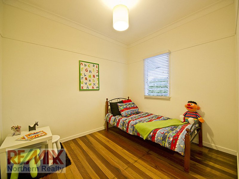 Photo - 5 Minore St , Chermside QLD 4032 - Image 10