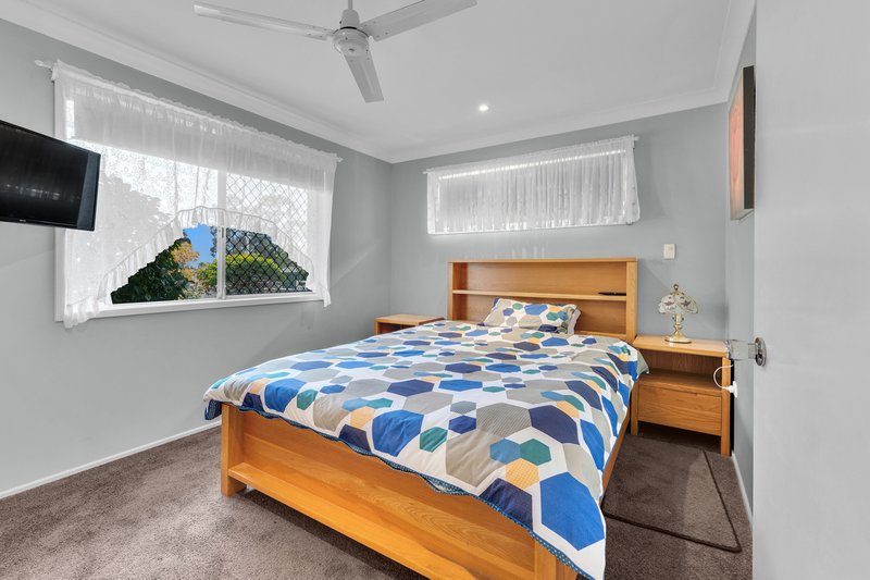 Photo - 5 Mitchell Avenue, Molendinar QLD 4214 - Image 18