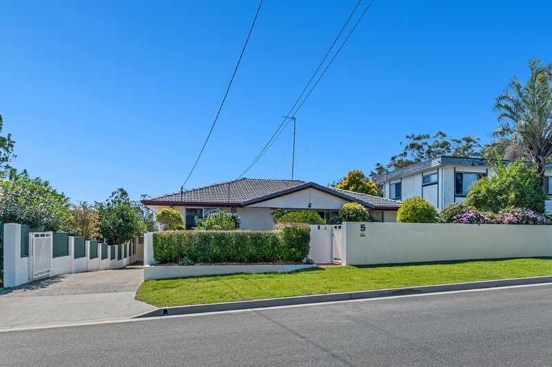 Photo - 5 Mitchell Avenue, Molendinar QLD 4214 - Image 27