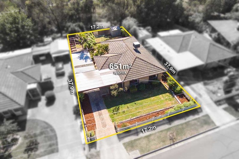 5 Mitford Crescent, Craigieburn VIC 3064