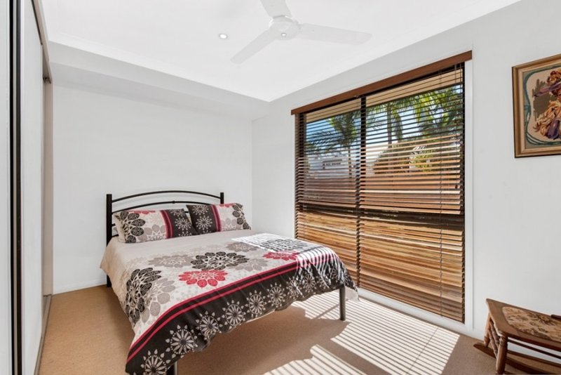 Photo - 5 Mizzen Place, Twin Waters QLD 4564 - Image 12