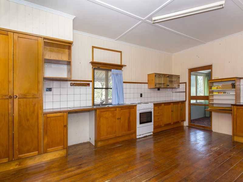 Photo - 5 Moggill Ferry Road, Riverview QLD 4303 - Image 4