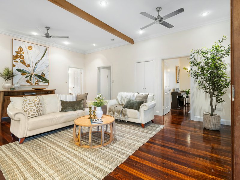 Photo - 5 Mona Street, Whitfield QLD 4870 - Image 3