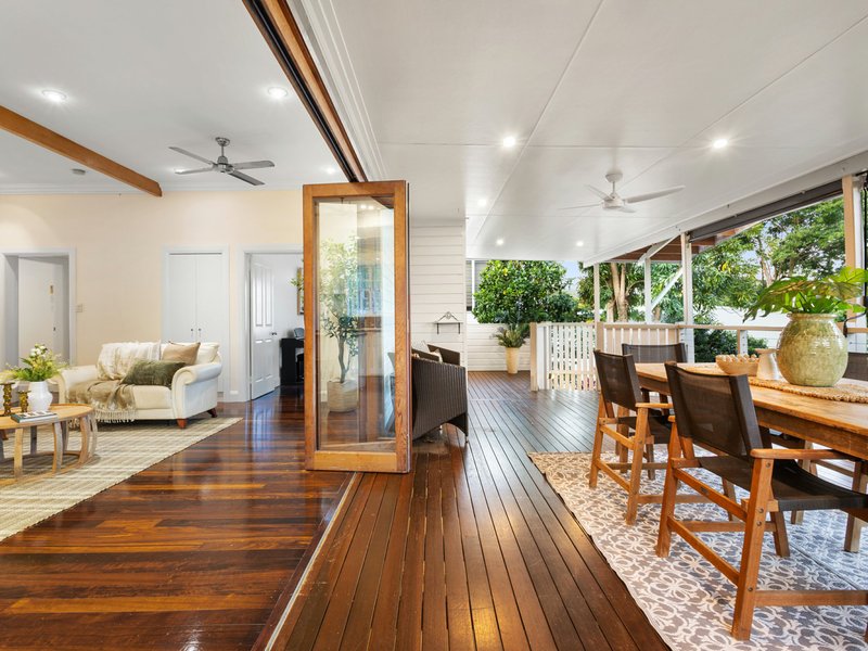 Photo - 5 Mona Street, Whitfield QLD 4870 - Image 6