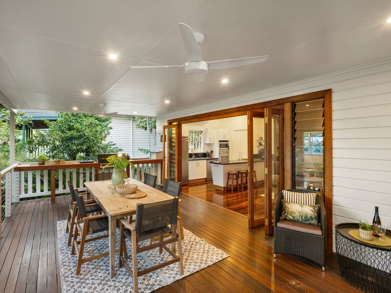 Photo - 5 Mona Street, Whitfield QLD 4870 - Image 7