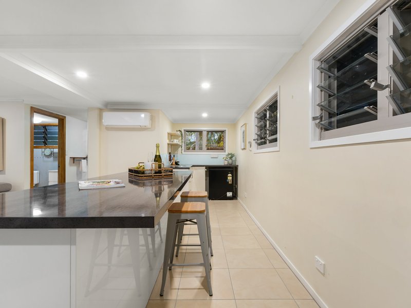 Photo - 5 Mona Street, Whitfield QLD 4870 - Image 16