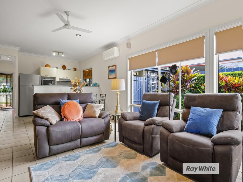 Photo - 5 Monash Court, Forest Lake QLD 4078 - Image 9